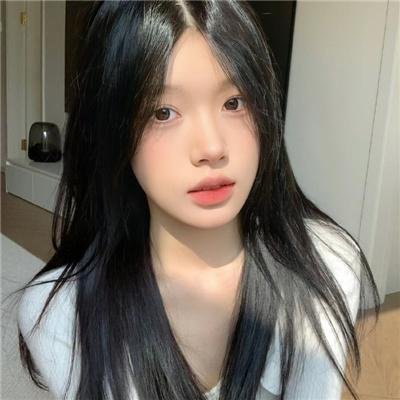 埃莱扎·施莱辛格：战妆